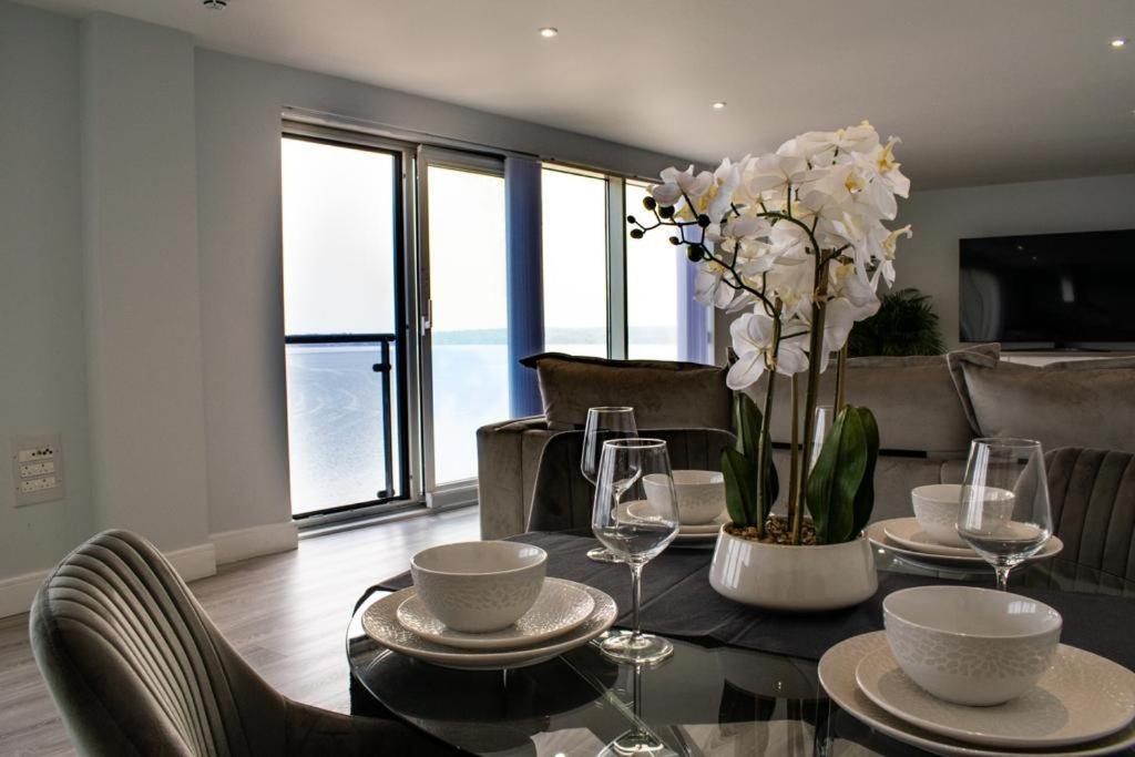 109 Meridian Tower, Meridian Quay, Trawler Road Swansea Sa11Jw Bagian luar foto